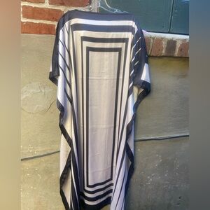 Elegant Black and White Maxi Dress